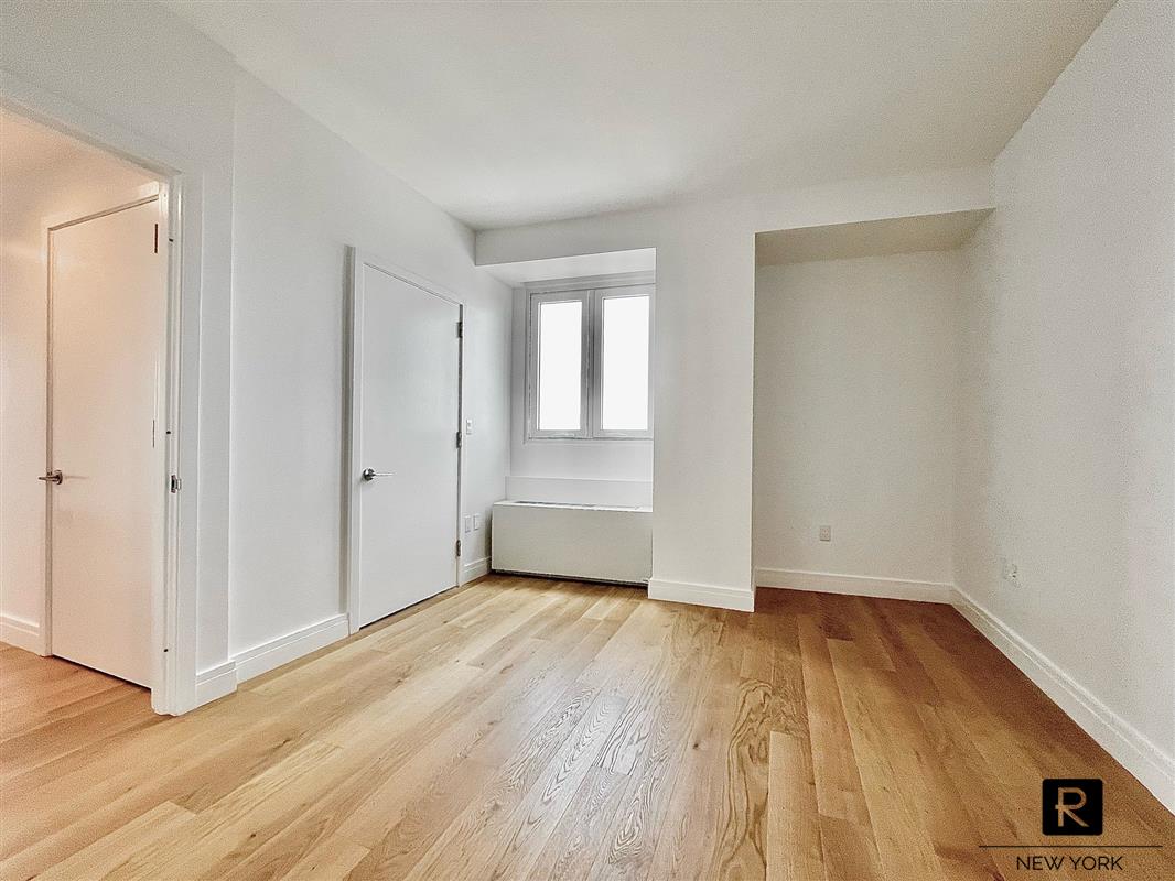 24-16 Queens Plaza South, New York City NY 11101 A.N Shell Realty