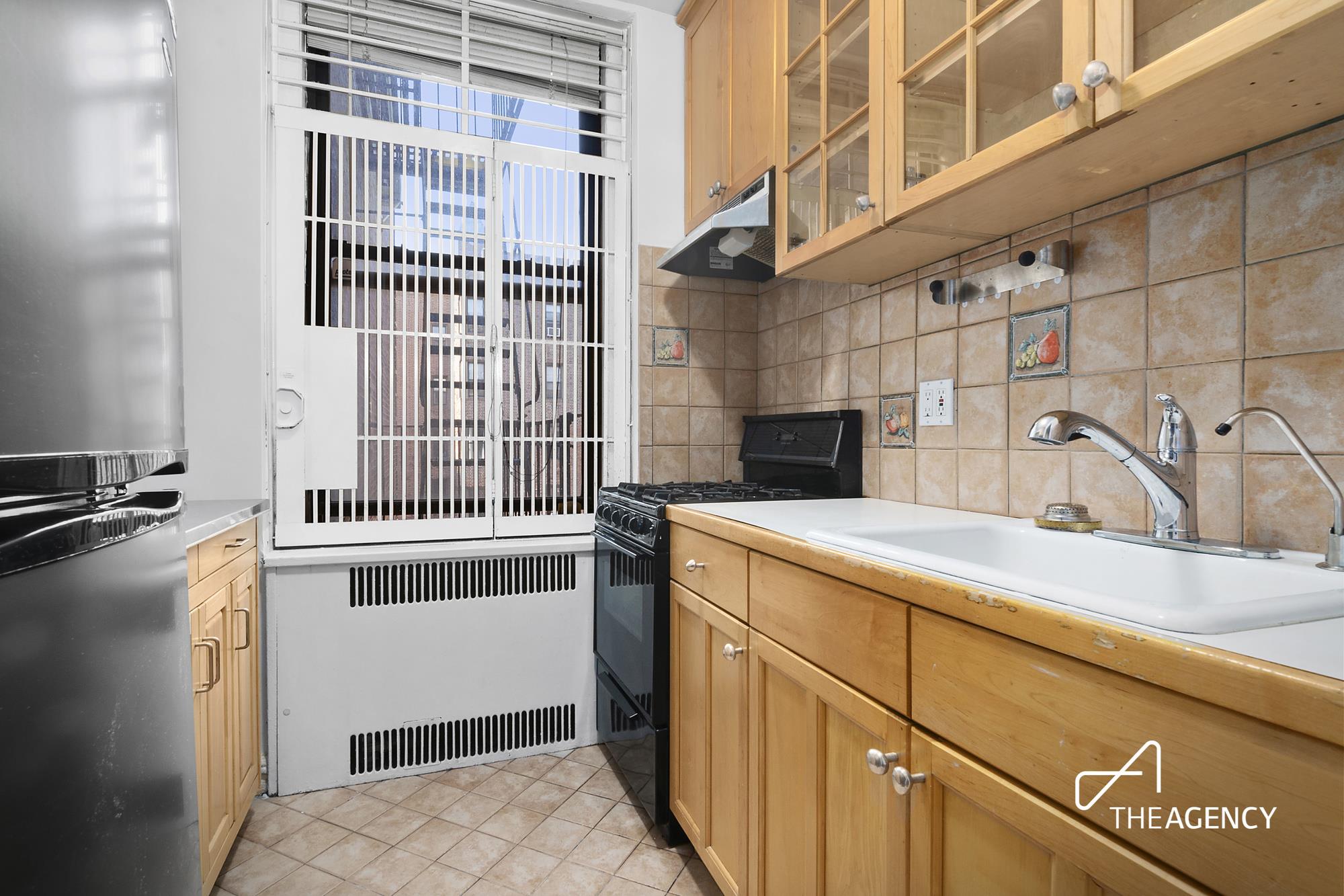 41-21 42nd Street, New York City NY 11104 A.N Shell Realty