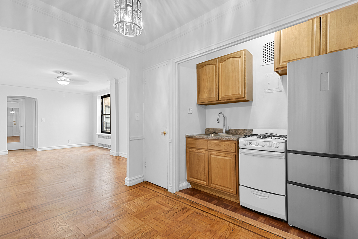 860 Grand Concourse, New York City NY 10451 A.N Shell Realty