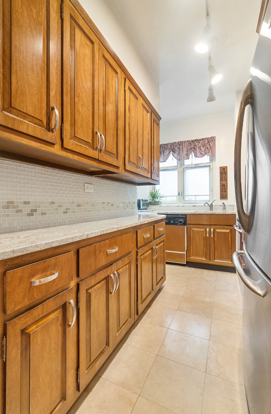 36 Sutton Place South, New York City NY 10022 A.N Shell Realty