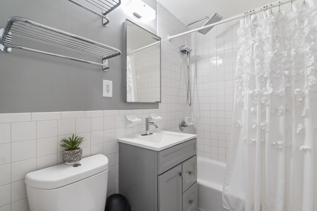 2485 Pitkin Avenue, New York City NY 11208 A.N Shell Realty