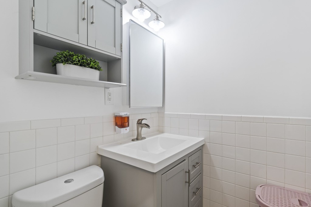 2485 Pitkin Avenue, New York City NY 11208 A.N Shell Realty