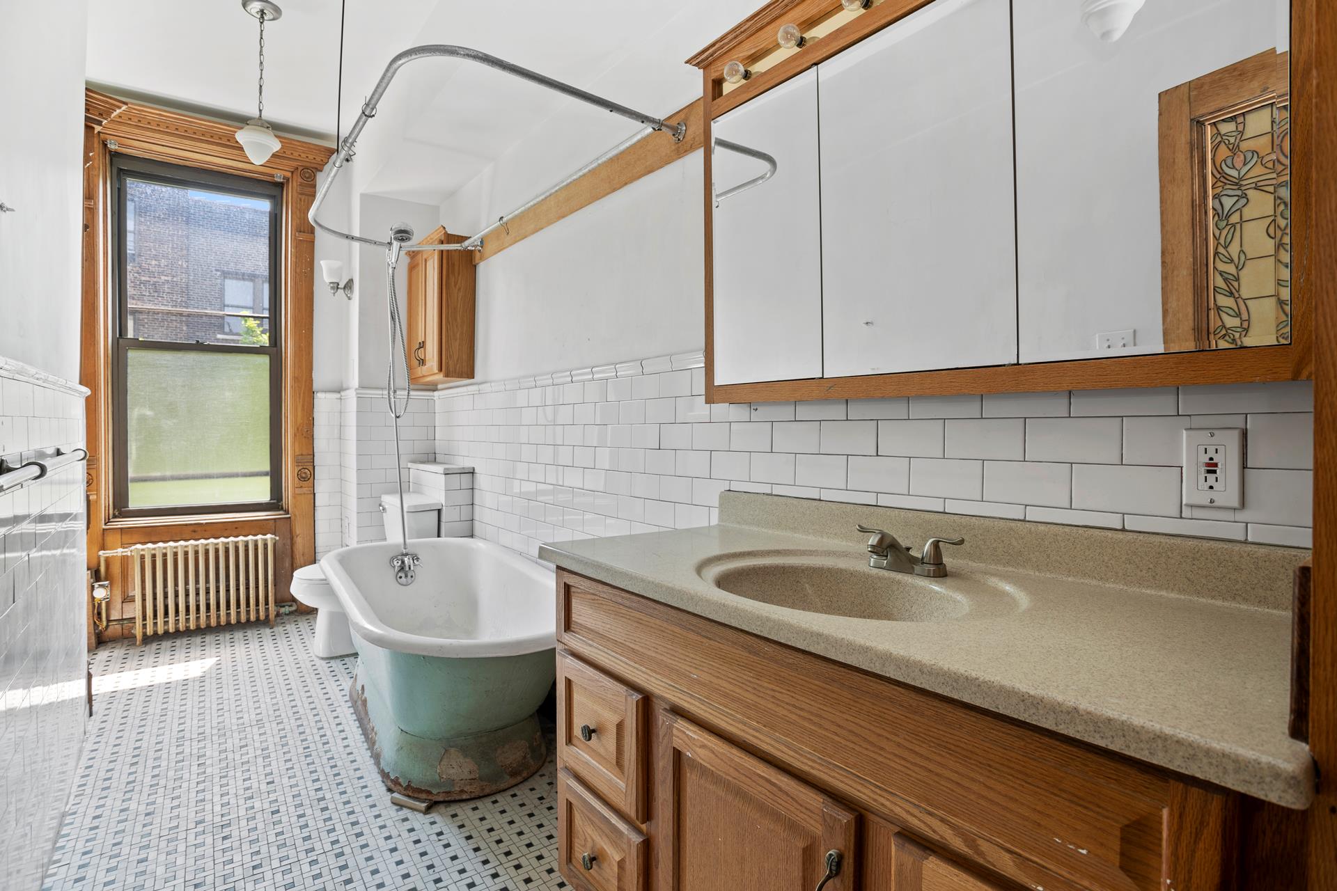 730 St Nicholas Avenue, New York City NY 10031 A.N Shell Realty