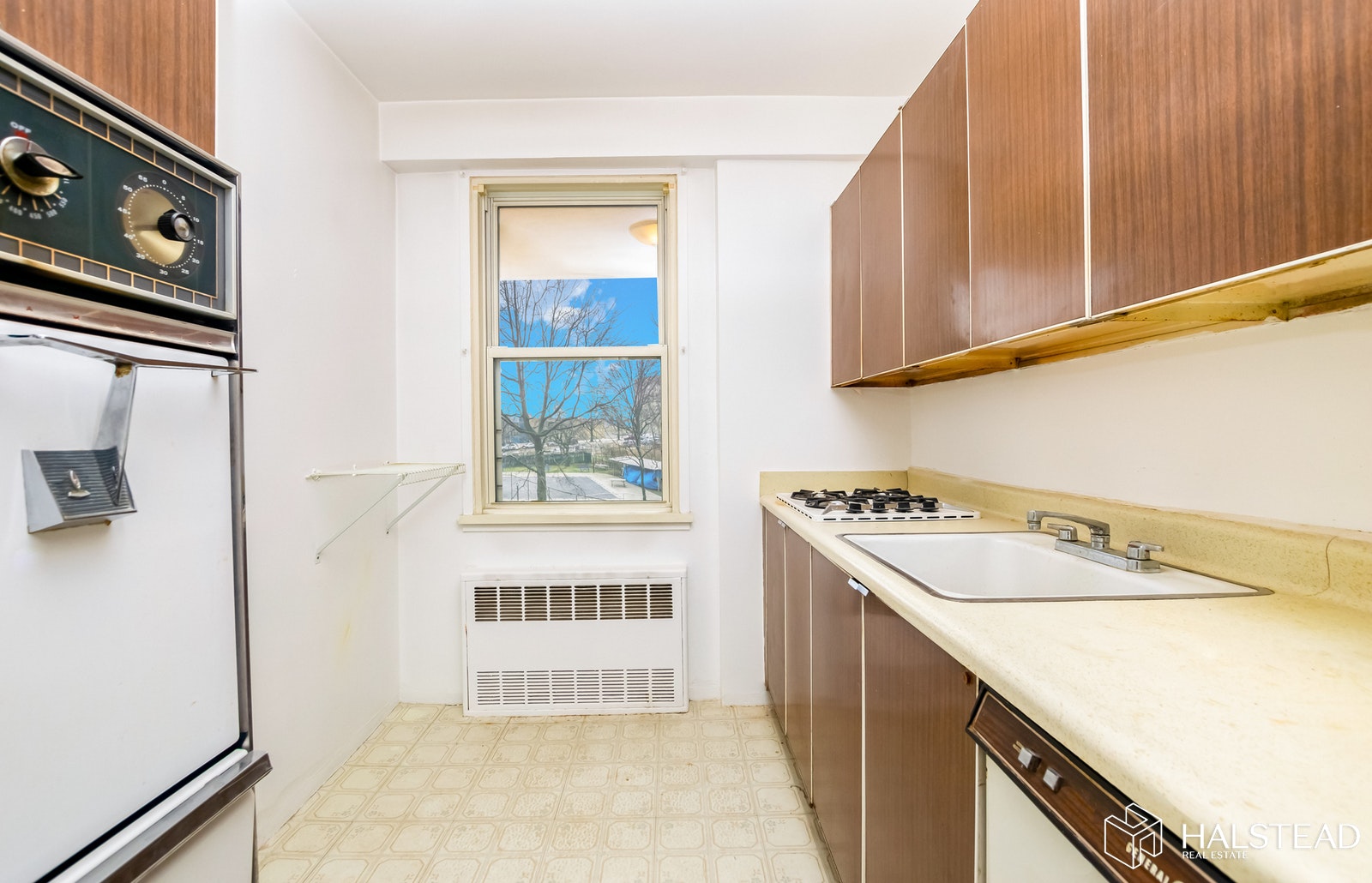 3777 Independence Avenue, New York City NY 10463 A.N Shell Realty