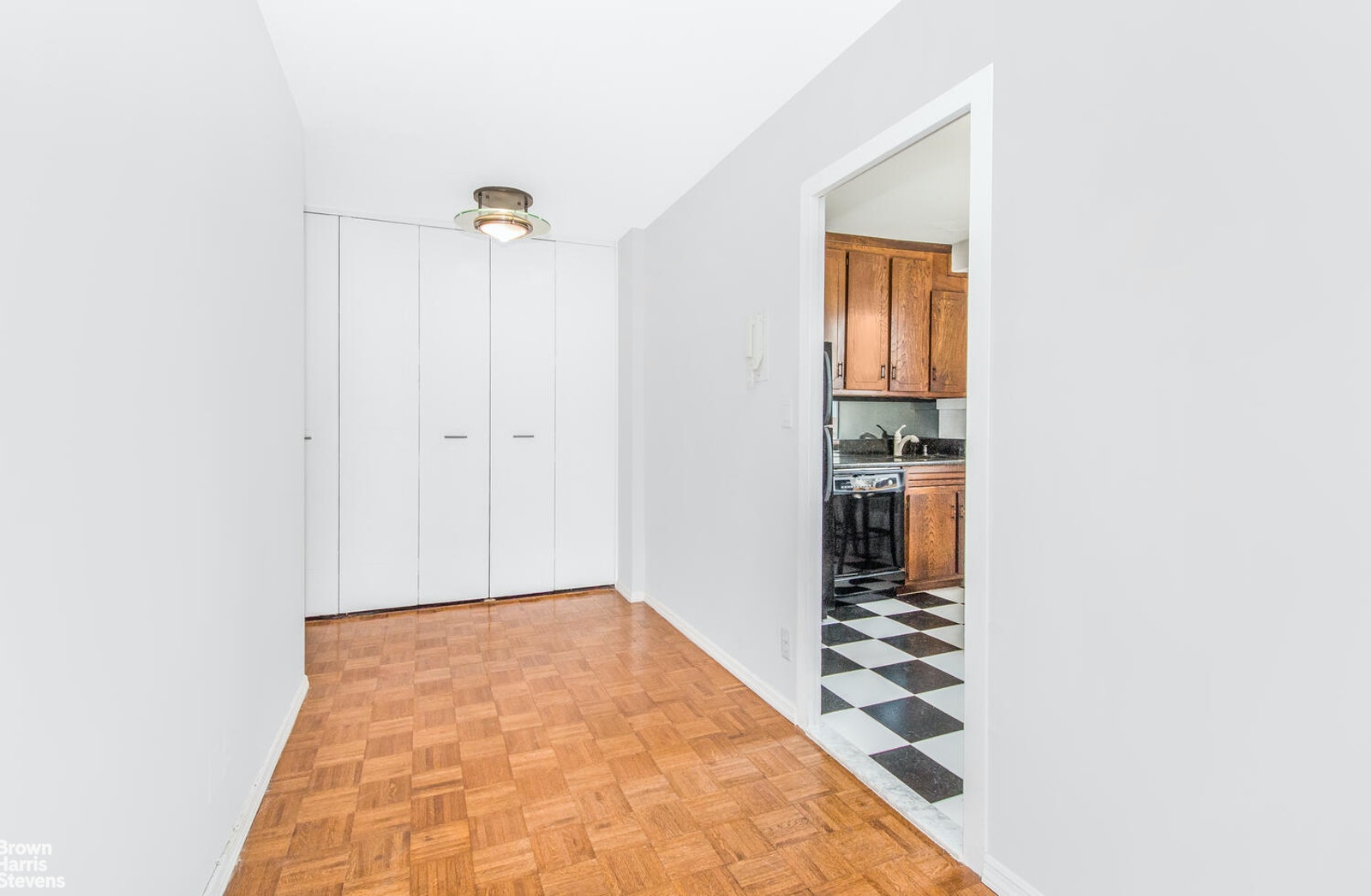 555 Kappock Street, New York City NY 10463 A.N Shell Realty